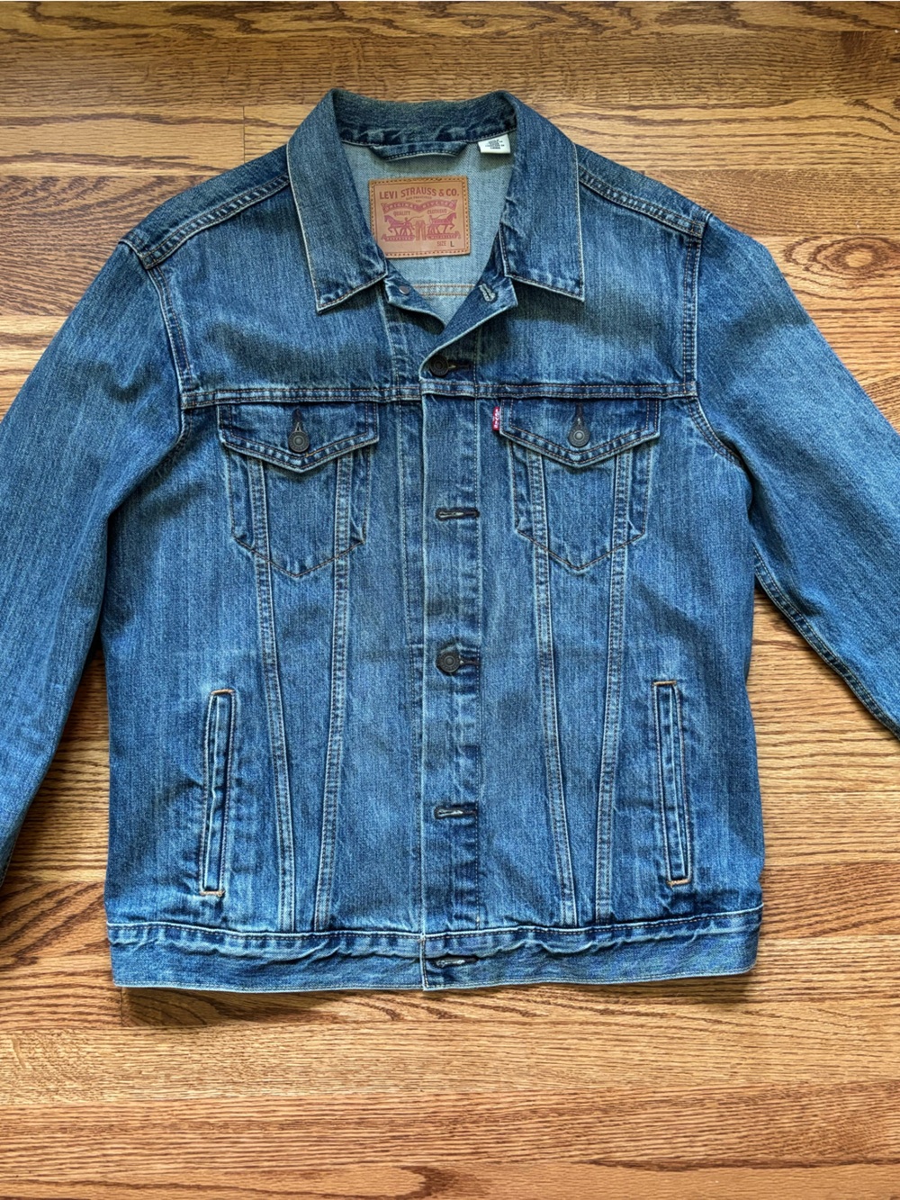 Levi's Blue Denim Men's Jean Jacket - Classic Trucker Style